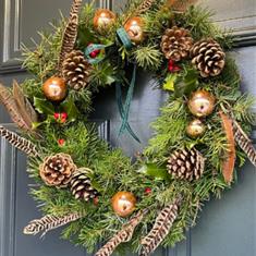 Gathered Glen Christmas Door Wreath 