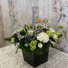 Festive Cube Table Arrangement 