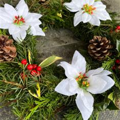 Yuletide Grace Graveside Wreath 